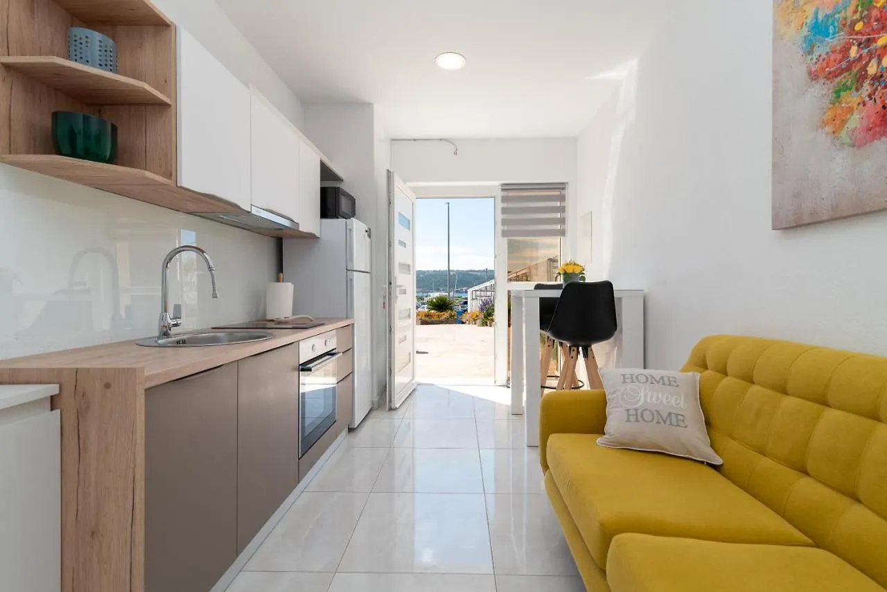 Apartment Leo تروغير